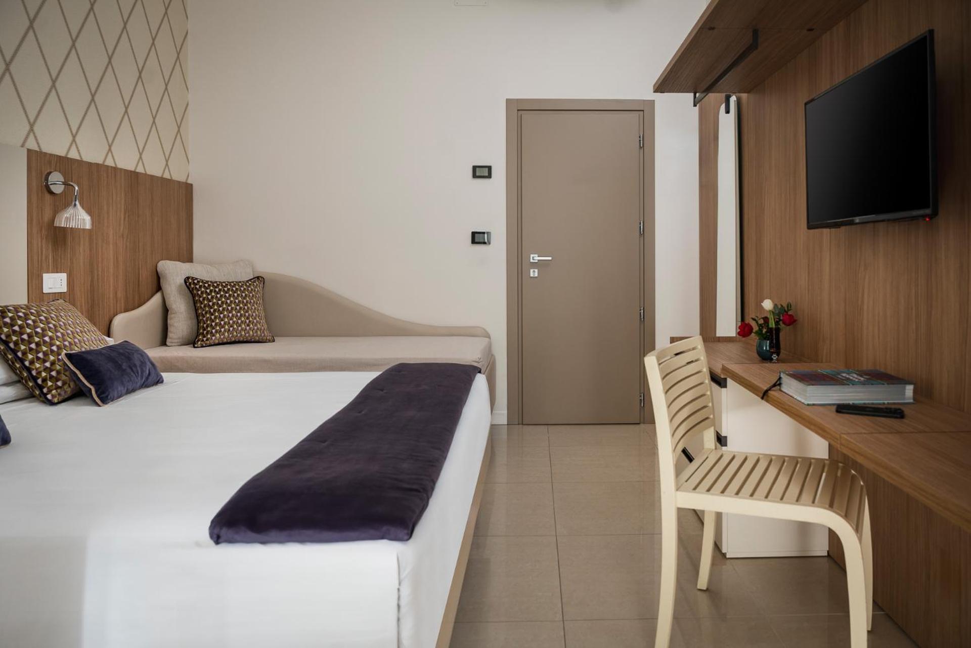 Hotel Calypso- Rimini Marina Centro Esterno foto