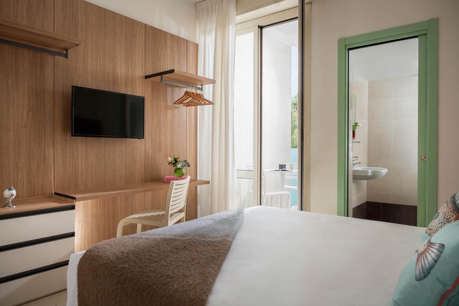Hotel Calypso- Rimini Marina Centro Esterno foto